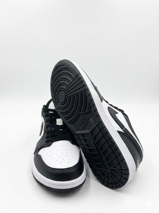 Air Jordan 1 Low Panda